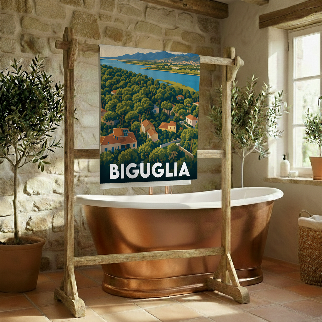 Serviette de bain souvenir de la ville de Biguglia avec une illustration stylisée de son paysage littoral.