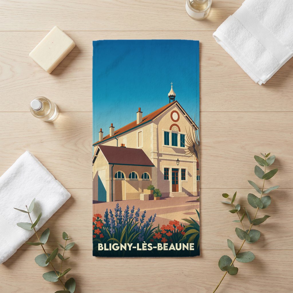 Serviette de bain souvenir de Bligny-lès-Beaune arborant une illustration stylisée de son architecture locale et de sa flore.