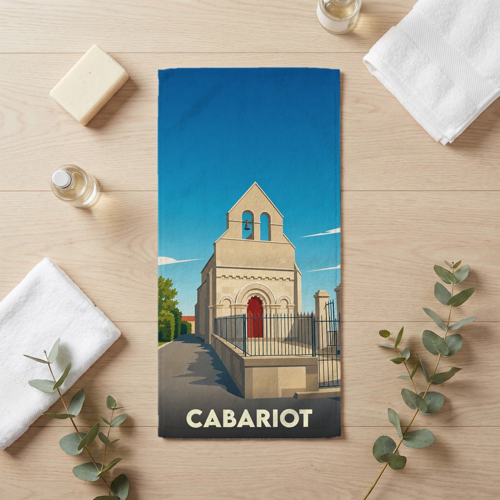 Serviette de bain souvenir de la ville de Cabariot avec une illustration stylisée d'une église.
