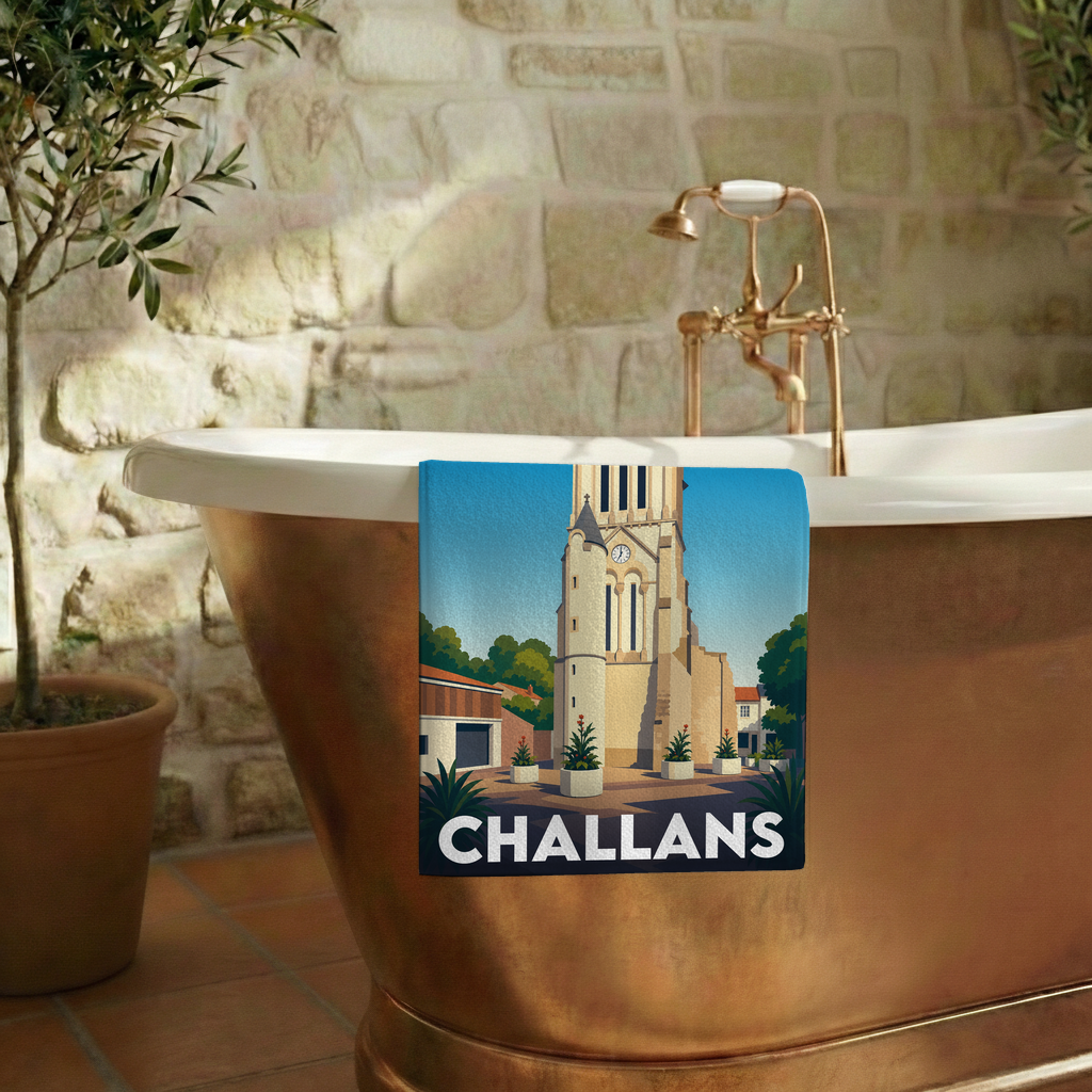 Serviette de bain souvenir de la ville de Challans avec une illustration stylisée.
