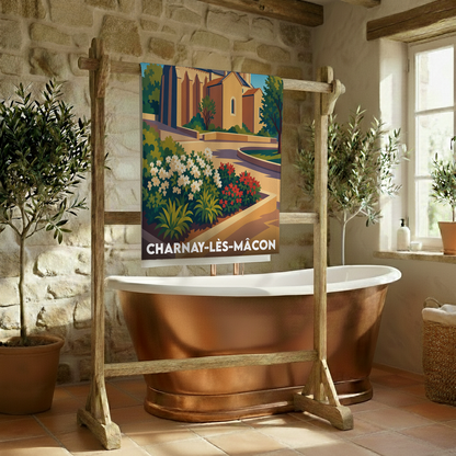 Serviette de bain souvenir de Charnay-lès-Mâcon avec une illustration stylisée de son patrimoine paysager.