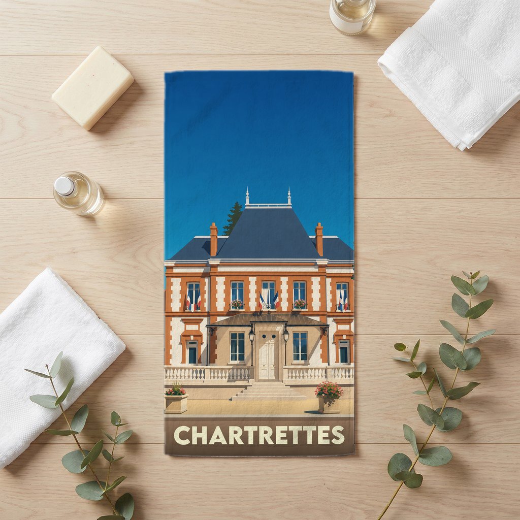 Serviette de bain souvenir de la ville de Chartrettes avec une illustration stylisée de sa mairie.