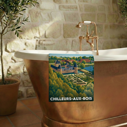 Serviette de bain souvenir de la ville de Chilleurs-aux-Bois avec une illustration stylisée.