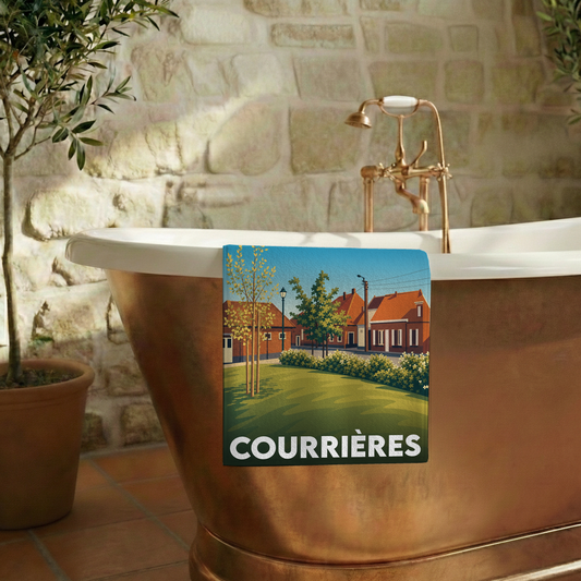 Serviette de bain souvenir de la ville de Courrières avec une illustration stylisée.