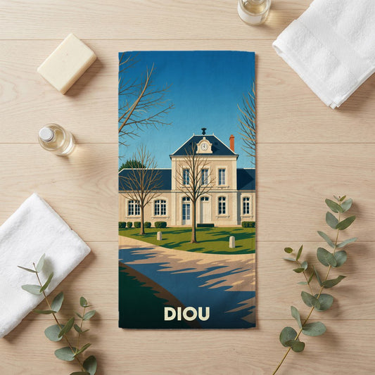 Serviette de bain souvenir de la ville de Diou avec une illustration stylisée de sa mairie.