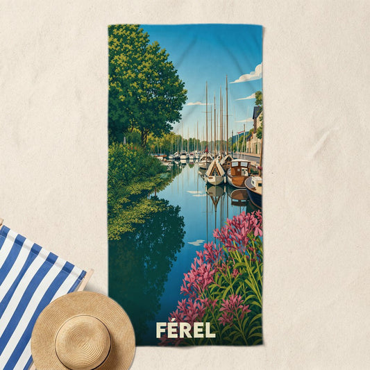 Serviette de bain souvenir de la ville de Férel avec une illustration stylisée d'un port fluvial.