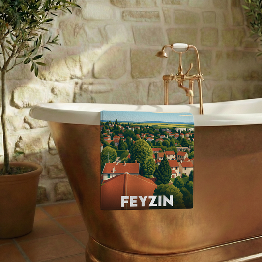 Serviette de bain souvenir de la ville de Feyzin avec une illustration stylisée de son paysage urbain.