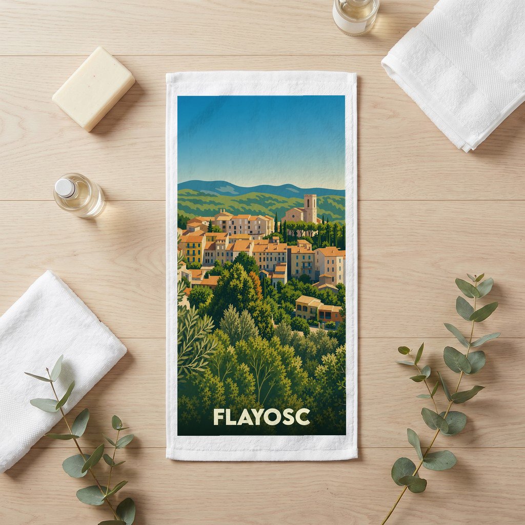 Serviette de bain souvenir de la ville de Flayosc avec une illustration stylisée de son paysage provençal.