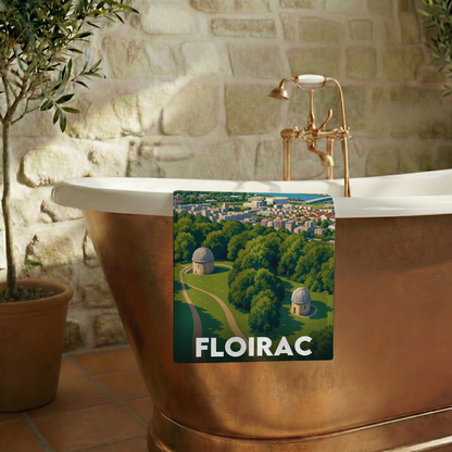 Serviette de bain souvenir de la ville de Floirac avec une illustration stylisée.