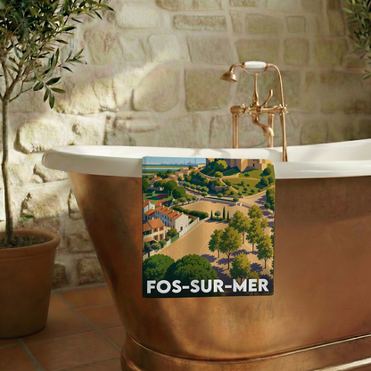 Serviette de bain souvenir de la ville de Fos-sur-Mer avec une illustration stylisée.
