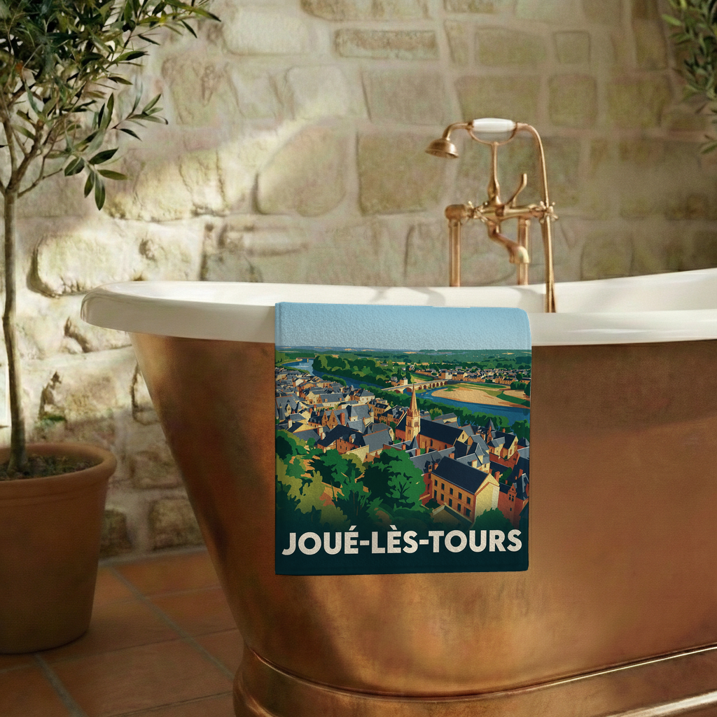 Serviette de bain souvenir de la ville de Joué-lès-Tours avec une illustration stylisée.