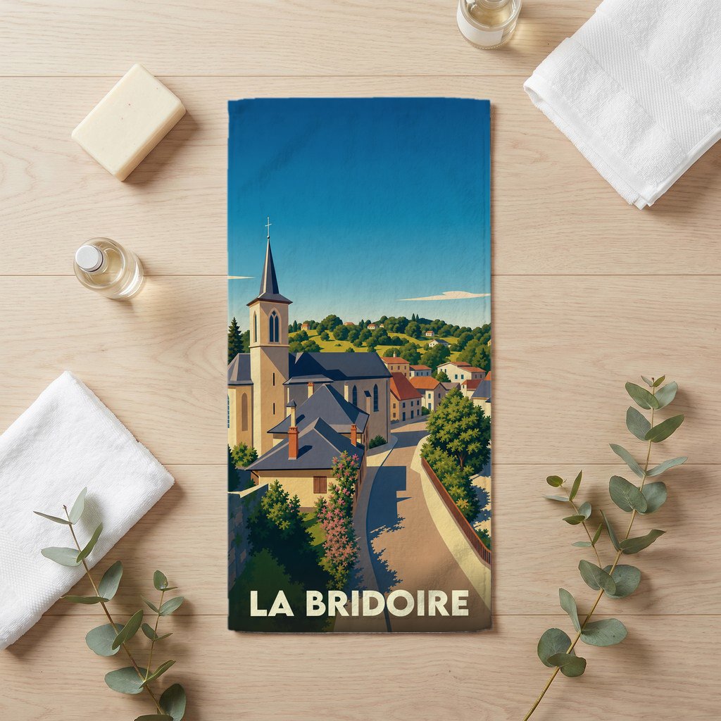 Serviette de bain souvenir de la ville de La Bridoire avec une illustration stylisée.