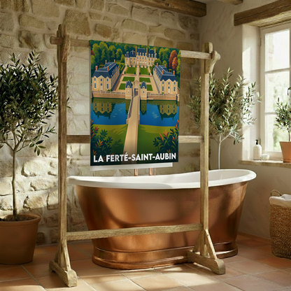 Serviette de bain souvenir de La Ferté-Saint-Aubin ornée d'une illustration stylisée de son château.