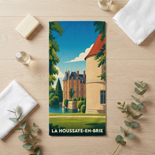 Serviette de bain souvenir de la ville de La Houssaye-en-Brie avec une illustration stylisée de son château.