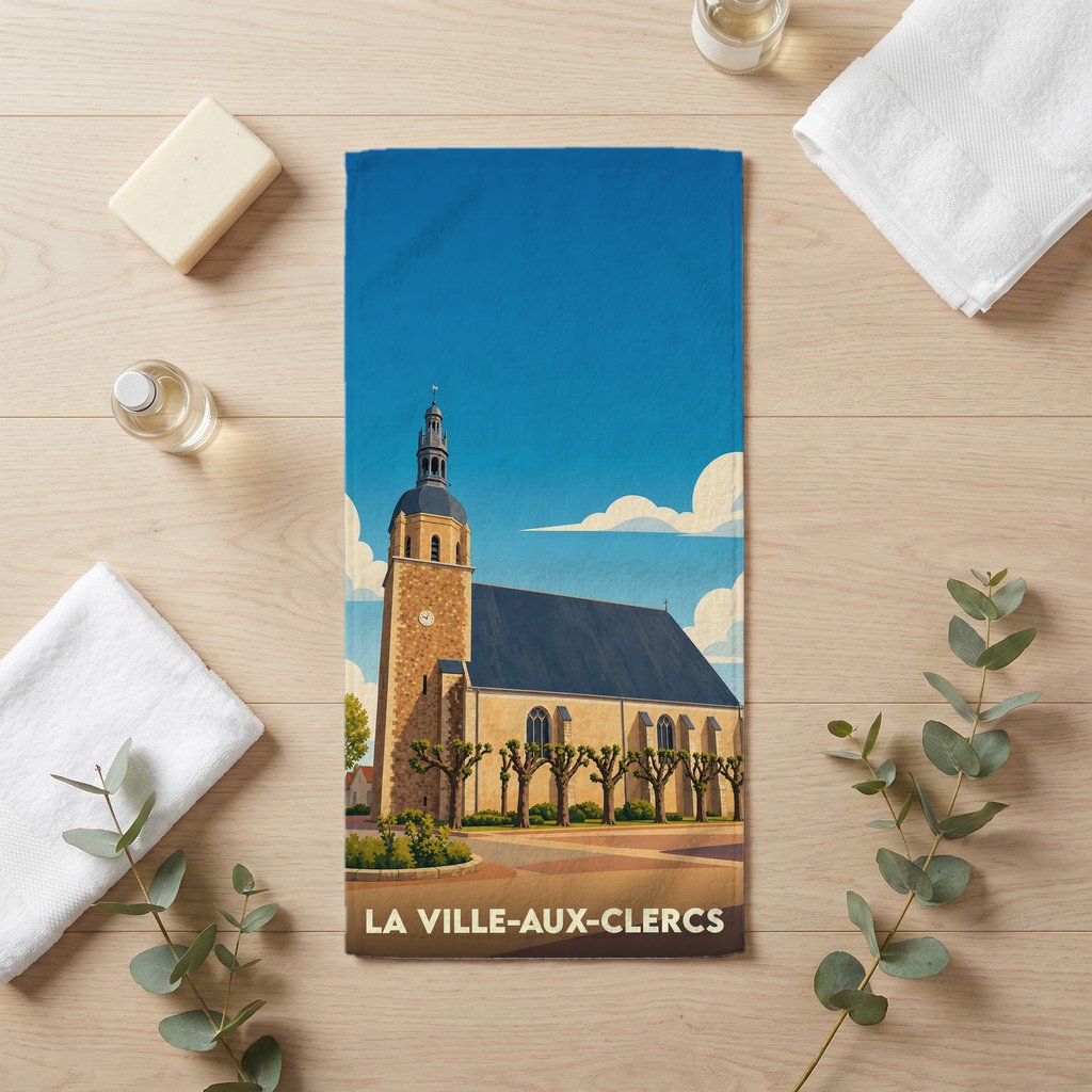 Serviette de bain souvenir de La Ville-aux-Clercs illustrée d'un dessin stylisé de son église.