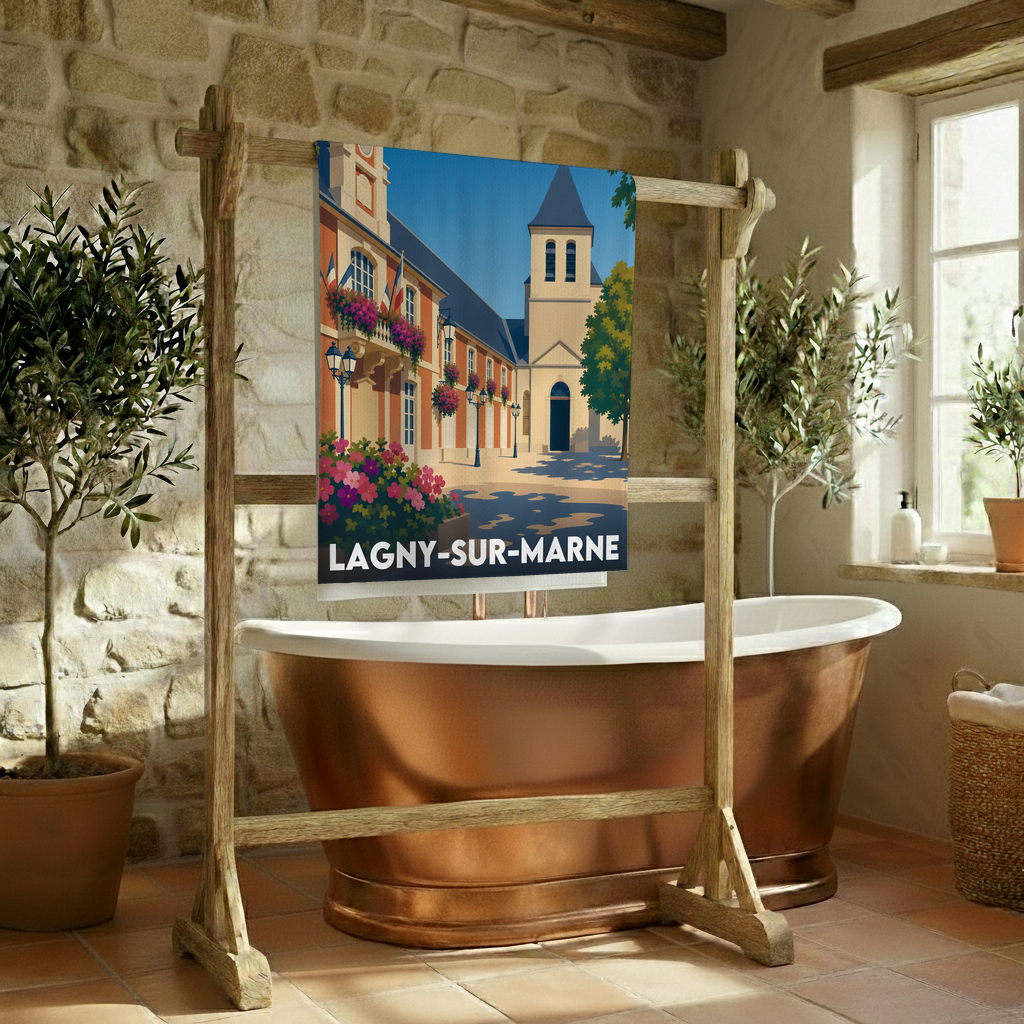 Serviette de bain souvenir de la ville de Lagny-sur-Marne avec une illustration stylisée.