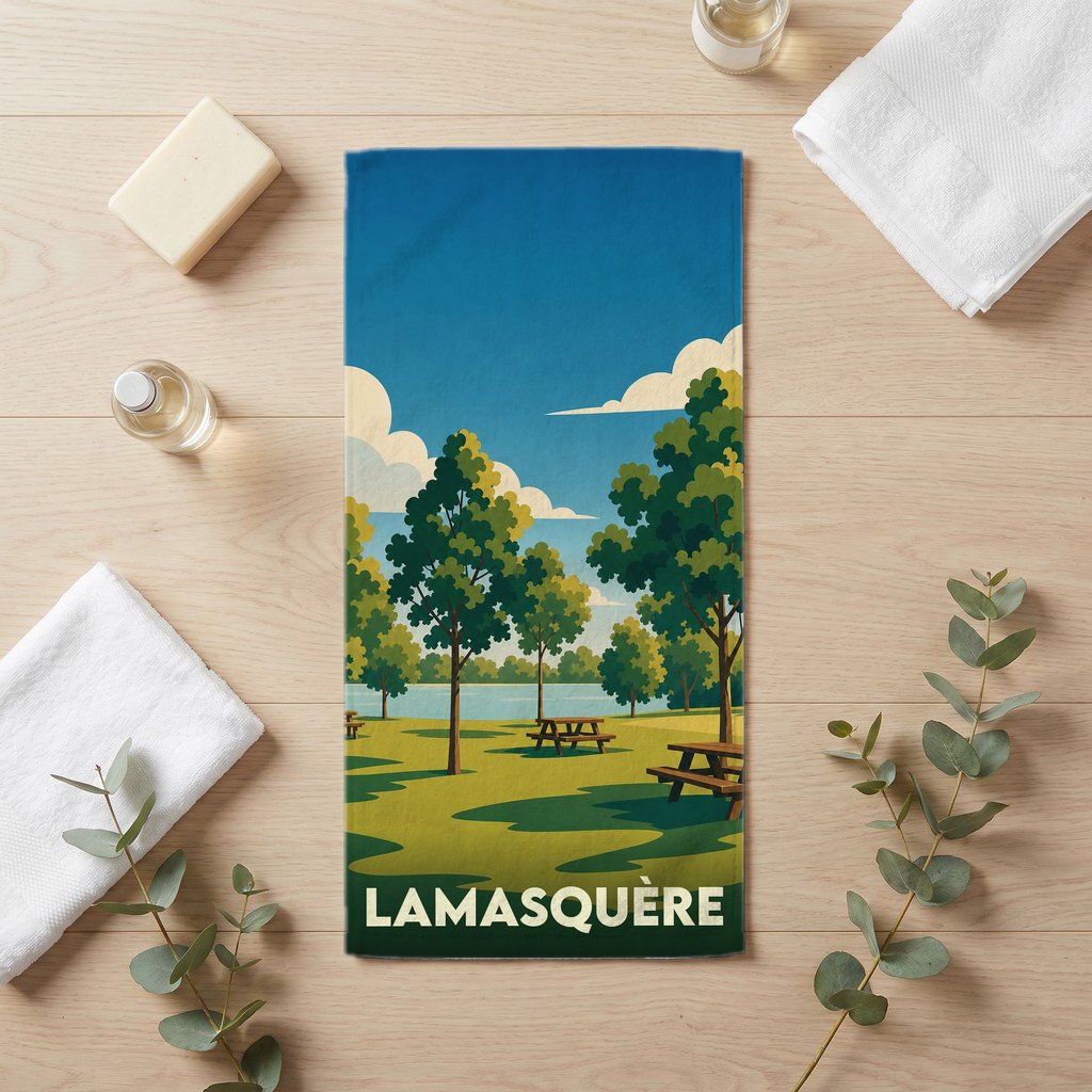 Serviette de bain souvenir de la ville de Lamasquère avec une illustration de parc et de lac.