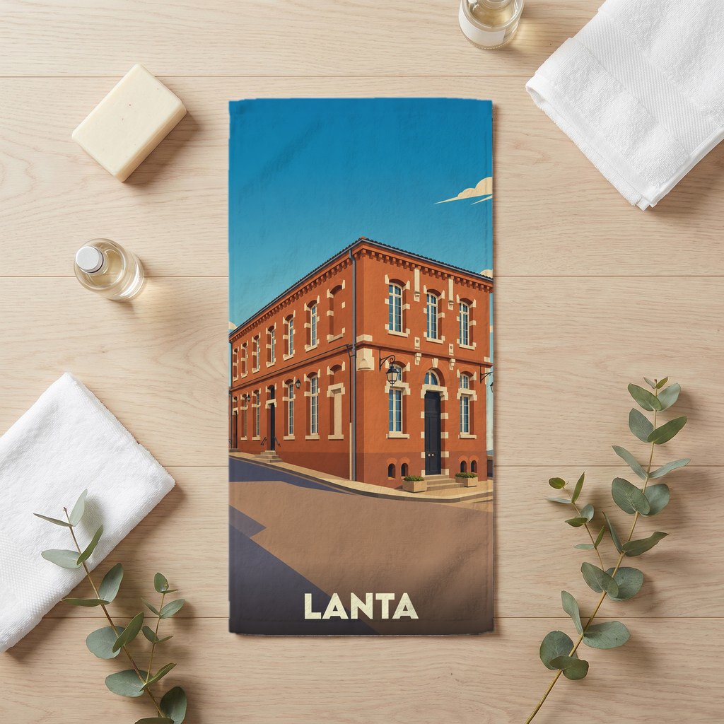 Serviette de bain souvenir de la ville de Lanta illustrée d'un bâtiment typique.