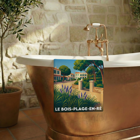 Serviette de bain souvenir de la ville de Le Bois-Plage-en-Ré avec une illustration stylisée.