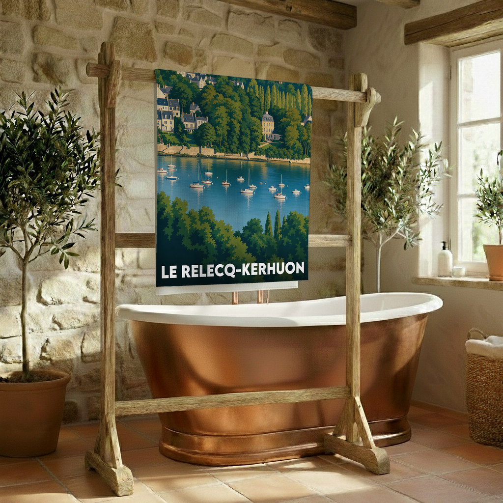 Serviette de bain souvenir de la ville de Le Relecq-Kerhuon avec une illustration stylisée.