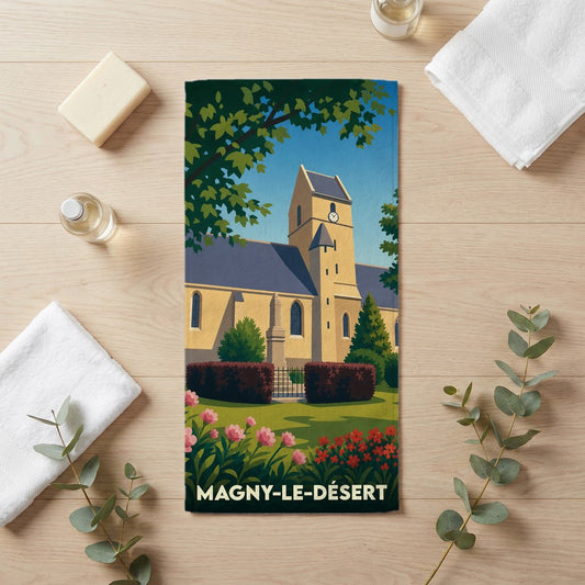 Serviette de bain souvenir de la ville de Magny-le-Désert avec une illustration stylisée de son église.