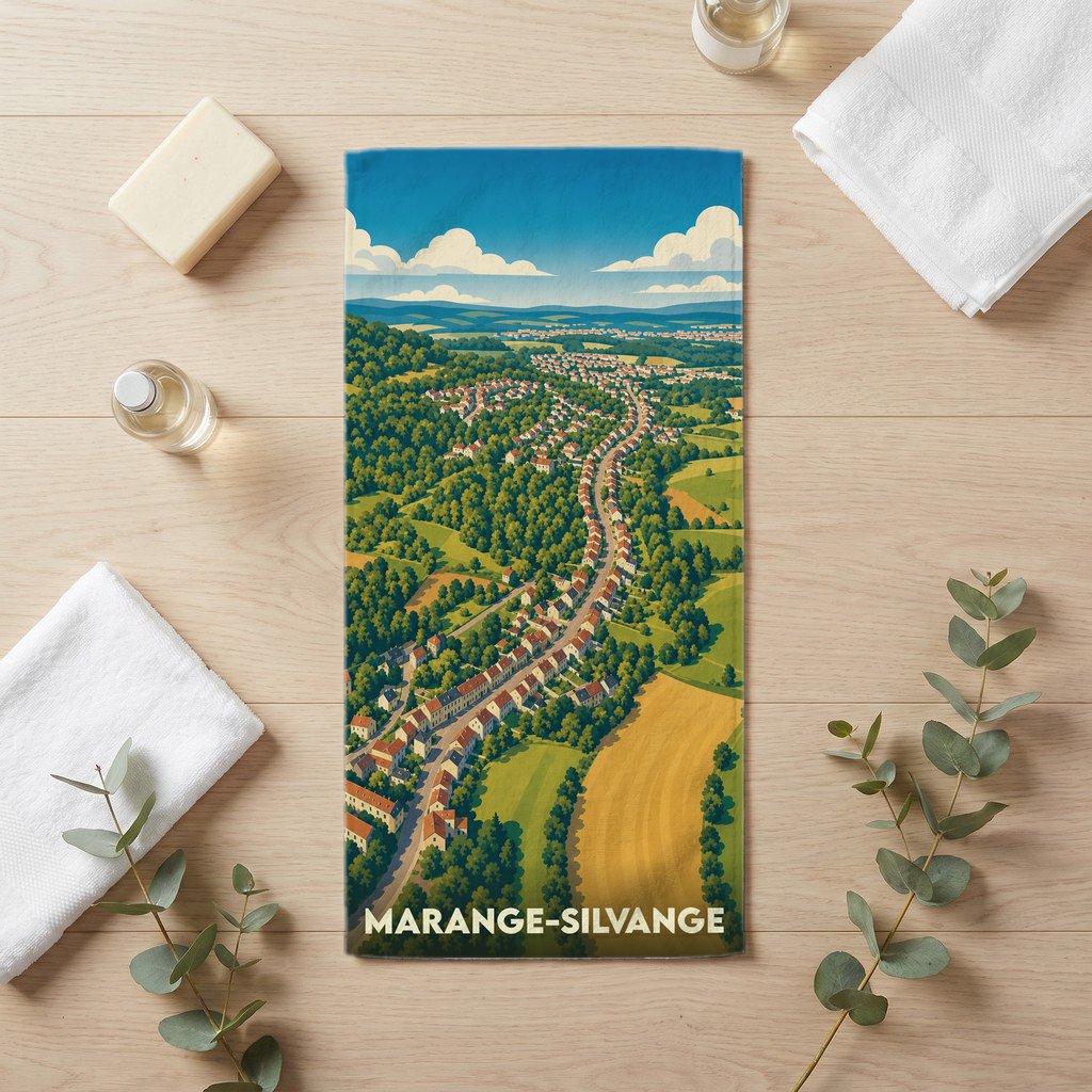 Serviette de bain souvenir de la ville de Marange-Silvange avec une illustration stylisée de son paysage urbain et rural.