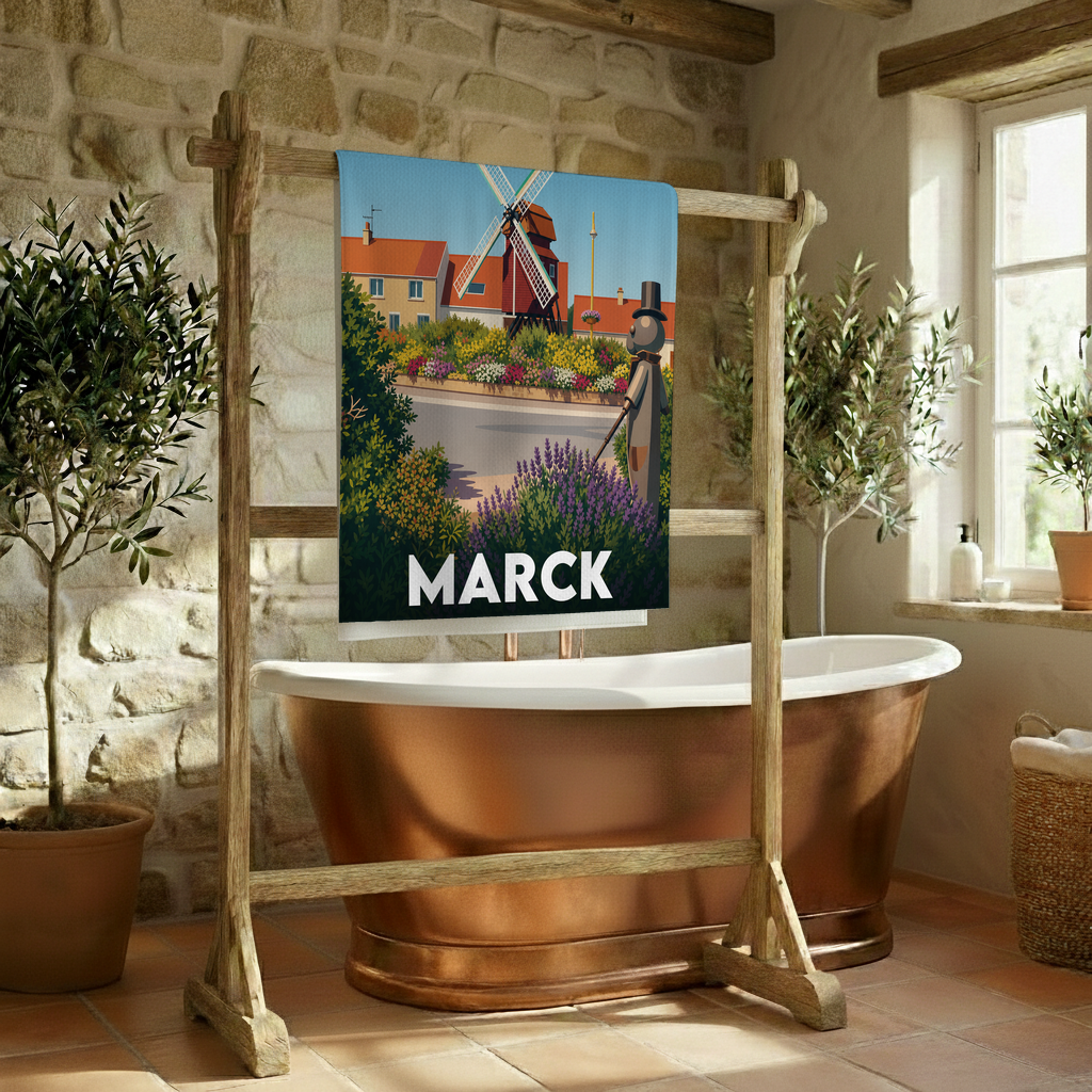 Serviette de bain souvenir de la ville de Marck avec une illustration stylisée d'un moulin et d'un jardin fleuri.