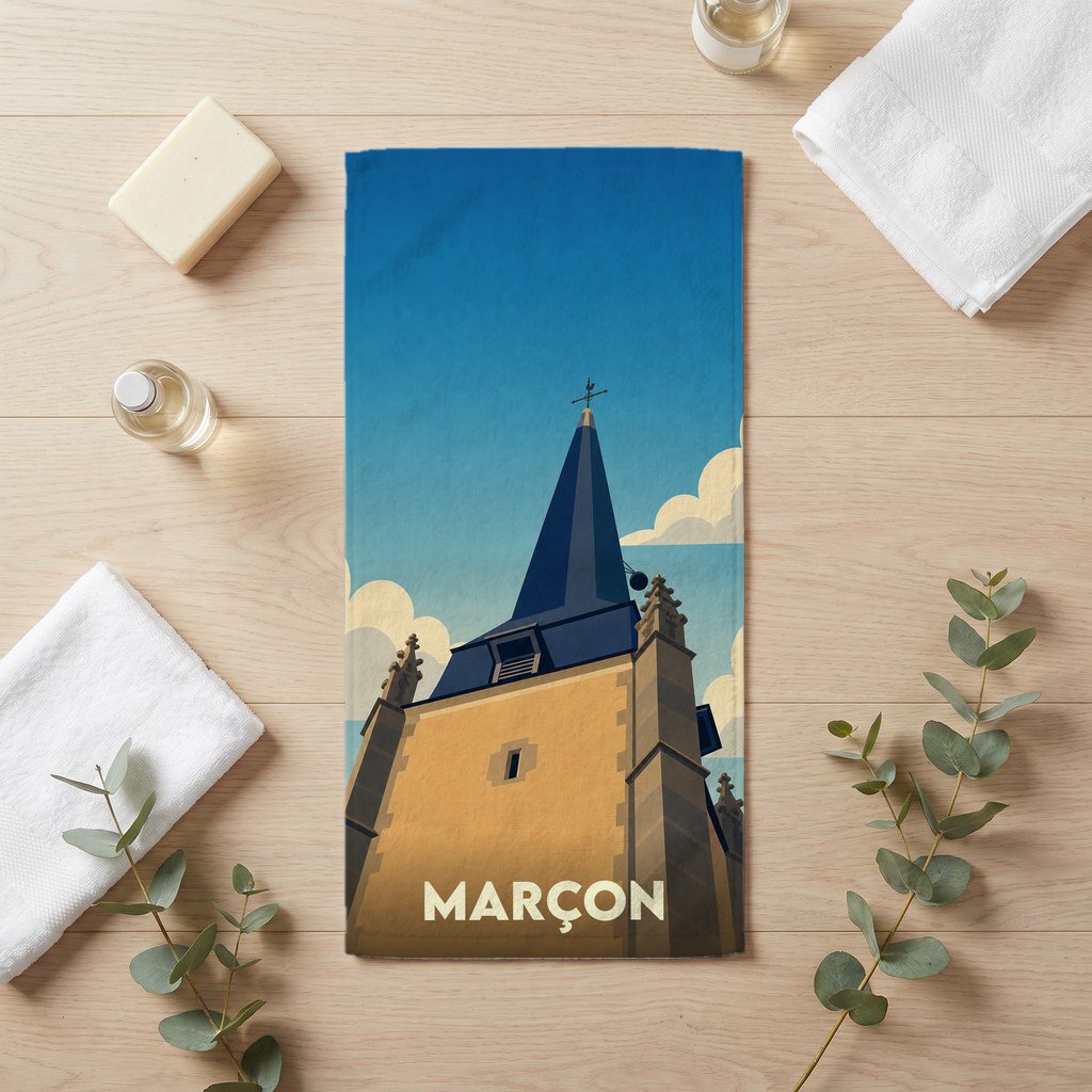 Serviette de bain souvenir de la ville de Marçon avec une illustration stylisée de son église.
