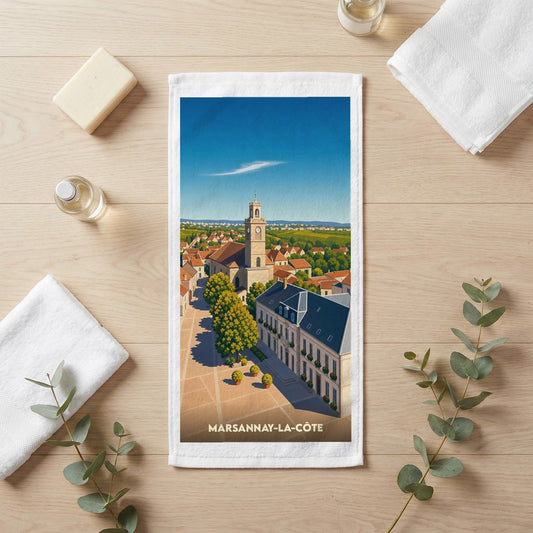 Serviette de bain souvenir de Marsannay-la-Côte avec une illustration stylisée de la ville.