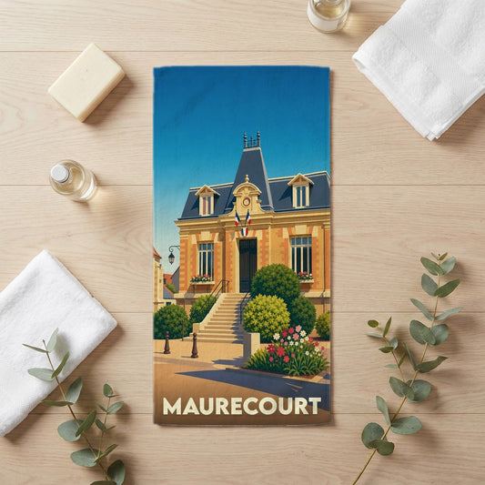 Serviette de bain souvenir de la ville de Maurecourt avec une illustration stylisée de sa mairie.