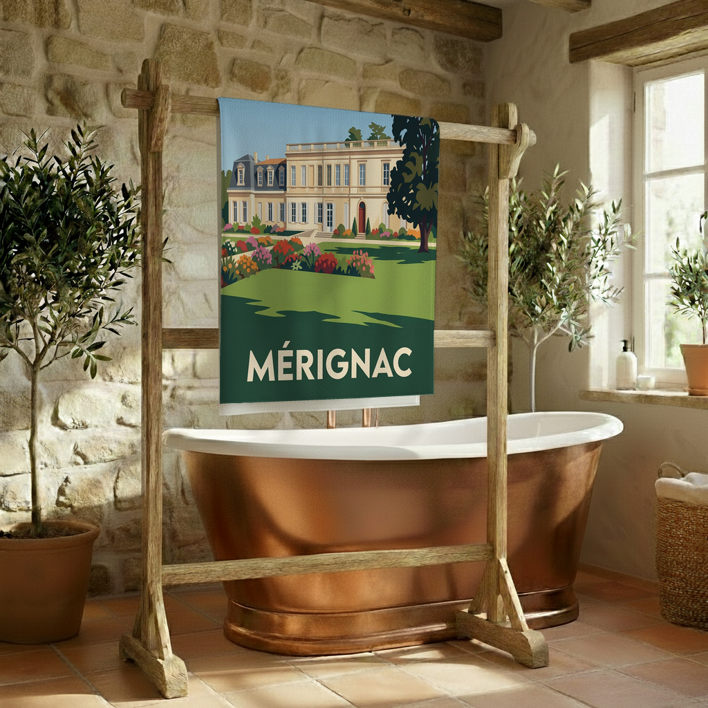 Serviette de bain souvenir de la ville de Mérignac avec une illustration stylisée d'une demeure historique.