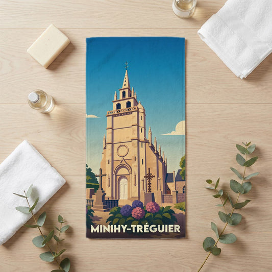 Serviette de bain souvenir de la ville de Minihy-Tréguier avec une illustration stylisée de son église.