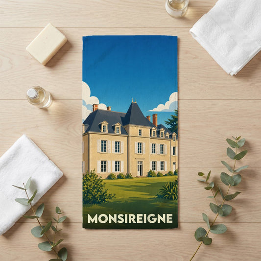 Serviette de bain souvenir de la ville de Monsireigne avec une illustration stylisée d'un château.