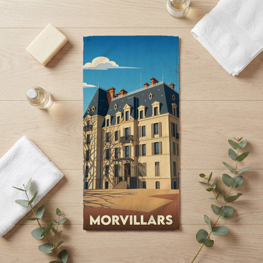 Serviette de bain souvenir de la ville de Morvillars avec une illustration stylisée d'un château.