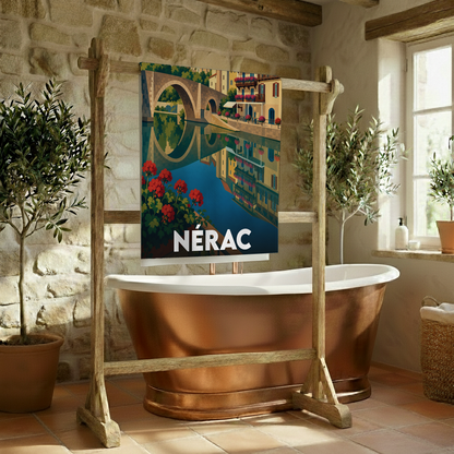 Serviette de bain souvenir de la ville de Nérac avec une illustration stylisée de son pont et de ses quais.