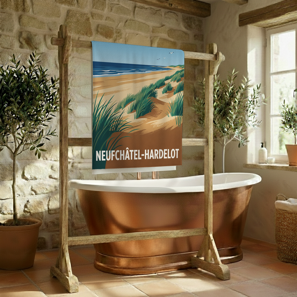 Serviette de bain souvenir de la ville de Neufchâtel-Hardelot avec une illustration stylisée de plage et de dunes.