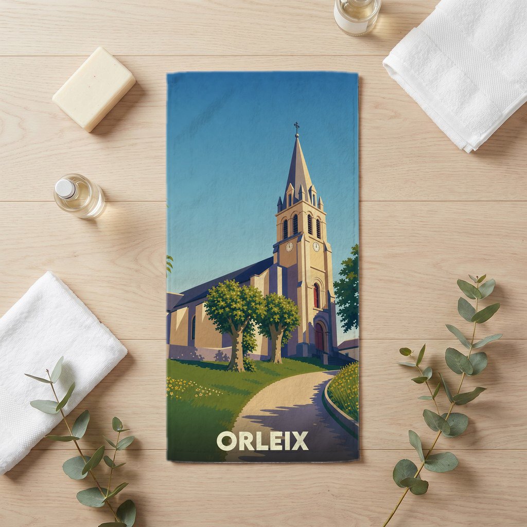 Serviette de bain souvenir de la ville d'Orleix avec une illustration stylisée de son église.