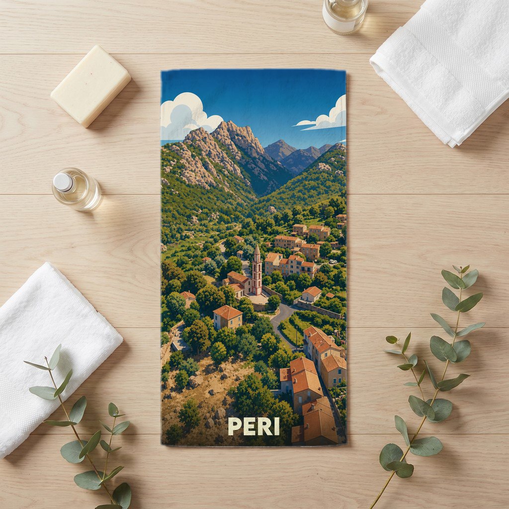 Serviette de bain souvenir de la ville de Peri illustrée d'un paysage de montagne et de village stylisé.