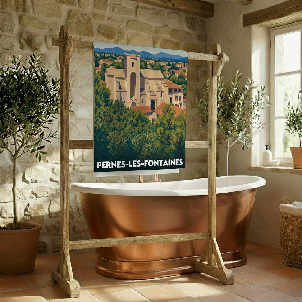 Serviette de bain souvenir de la ville de Pernes-les-Fontaines avec une illustration stylisée.