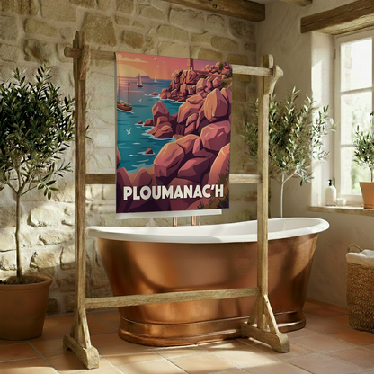 Serviette de bain souvenir de Ploumanac'h avec une illustration stylisée de son paysage côtier.