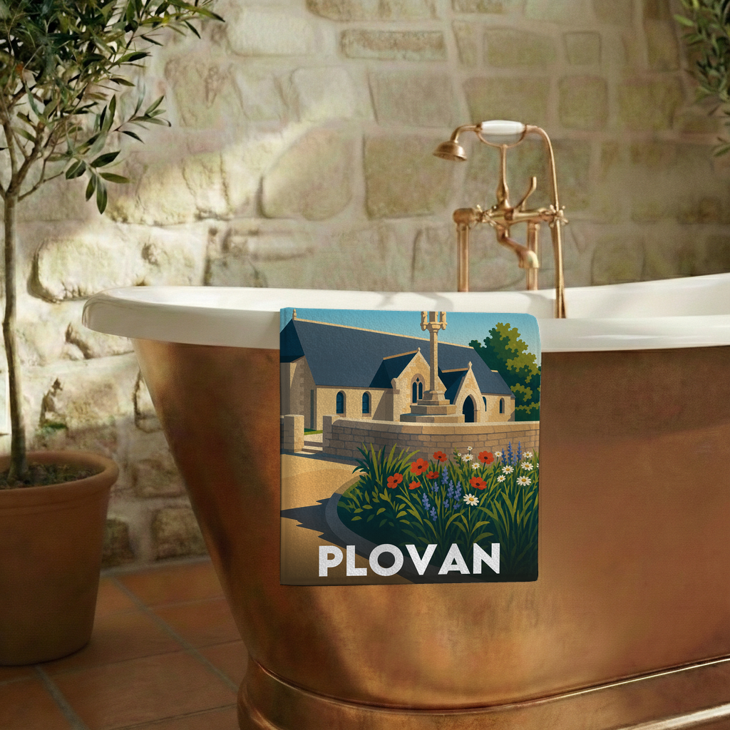 Serviette de bain souvenir de la ville de Plovan avec une illustration stylisée.