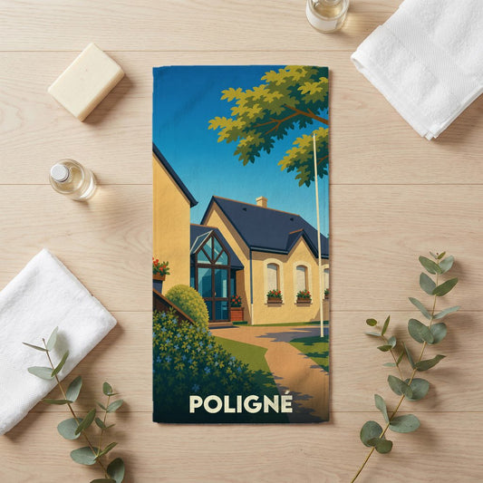 Serviette de bain souvenir de la ville de Poligné avec une illustration stylisée.
