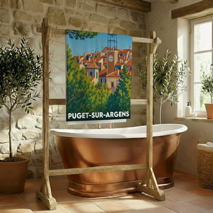 Serviette de bain souvenir de la ville de Puget-sur-Argens avec une illustration stylisée.