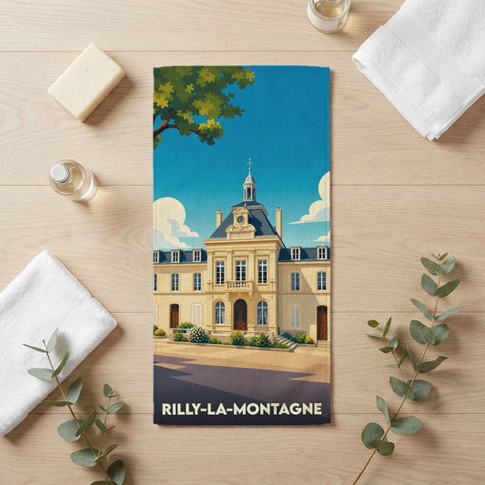 Serviette de bain souvenir de Rilly-la-Montagne avec une illustration stylisée de l'hôtel de ville.