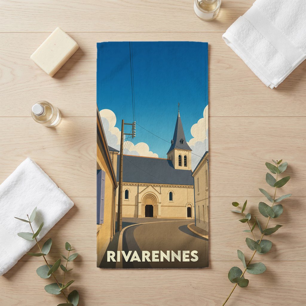 Serviette de bain souvenir de la ville de Rivarennes avec une illustration stylisée de son église.