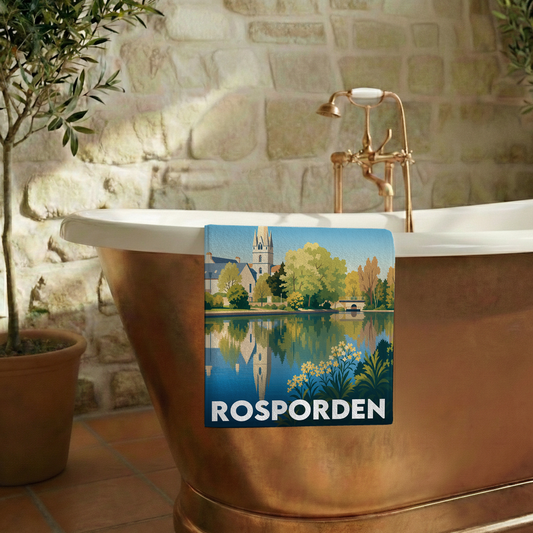 Serviette de bain souvenir de la ville de Rosporden illustrée par un paysage lacustre stylisé.