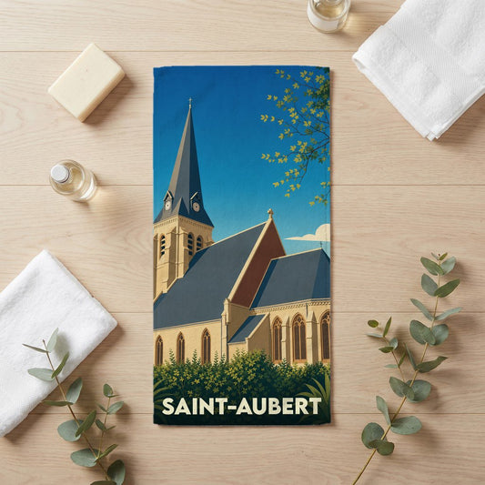 Serviette de bain souvenir de la ville de Saint-Aubert avec une illustration stylisée de son église.