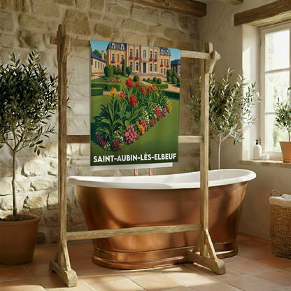 Serviette de bain souvenir de la ville de Saint-Aubin-lès-Elbeuf illustrée d'un jardin fleuri devant une élégante demeure bourgeoise.