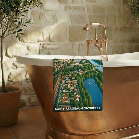 Serviette de bain souvenir de la ville de Saint-Fargeau-Ponthierry avec une illustration stylisée.