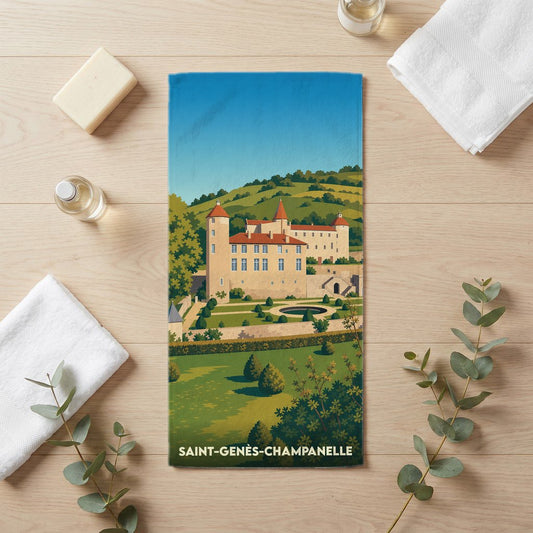 Serviette de bain souvenir de Saint-Genès-Champanelle illustrée d'un château et de ses jardins stylisés.